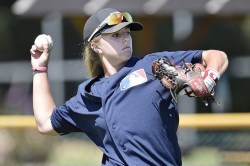 Mayeux showcasing her fielding abilities at an MLB prospect camp.